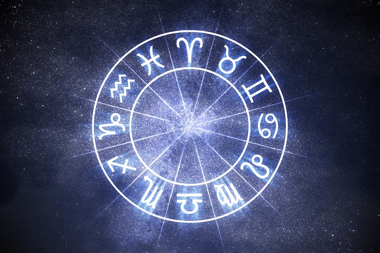 Biżuteria z kamieni naturalnych dla znaku zodiaku - dlaczego nie warto